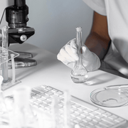 DNA - analyse: huid - , voeding - & vitaminerapport - Insentials